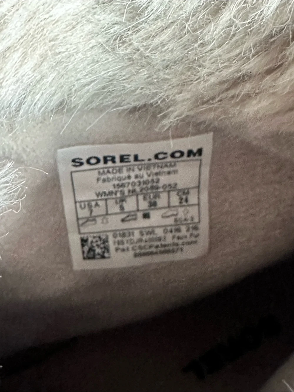 Sorel Tivoli II gray suede waterproof winter boots women’s 7